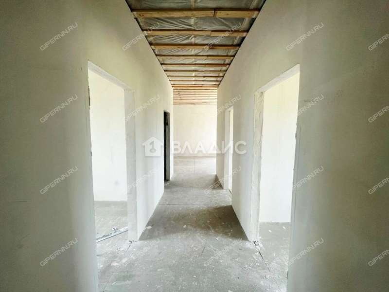 дом на улице Аверьянова деревня Студенец