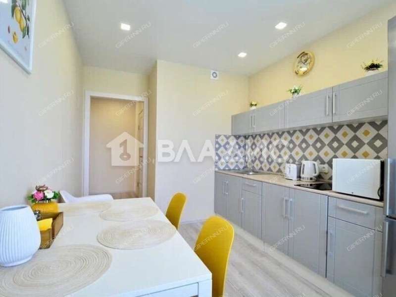 однокомнатная квартира на Московском шоссе дом 167 к1