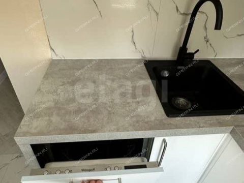 2-komnatnaya-pl-maksima-gorkogo-d-4 фото