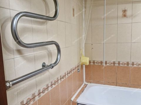 2-komnatnaya-ul-geroya-samochkina-d-11 фото