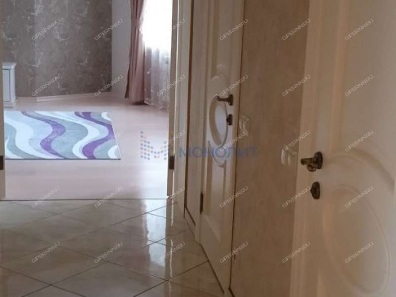 трёхкомнатная квартира на проспекте Гагарина дом 107