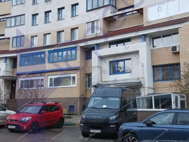 трёхкомнатная квартира на улице Родионова дом 193