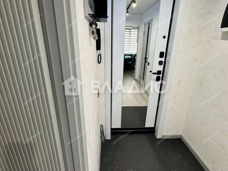 однокомнатная квартира на улице Чугунова дом 15 город Бор