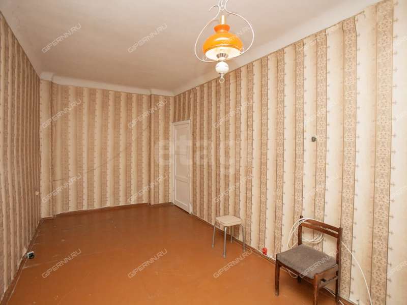 трёхкомнатная квартира на улице Страж Революции дом 23