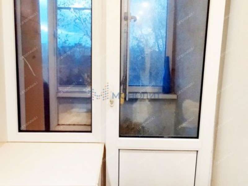 однокомнатная квартира на улице Политбойцов дом 19