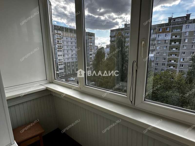 трёхкомнатная квартира на улице Верхнепечёрская дом 12 к1