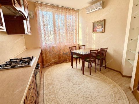 3-komnatnaya-ul-maslyakova-d-12a фото