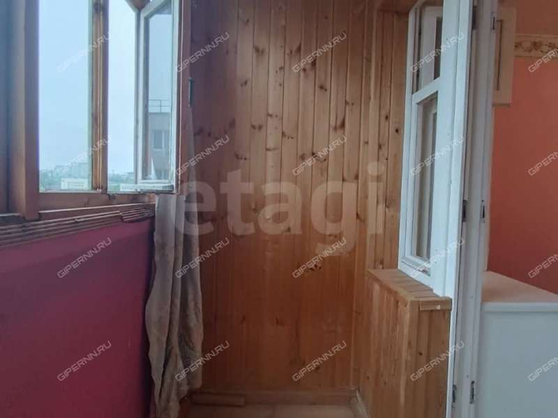 трёхкомнатная квартира на Кузнечихинской улице дом 37