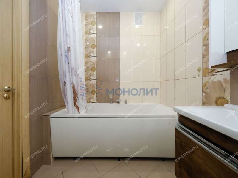 трёхкомнатная квартира на улице Родионова дом 39