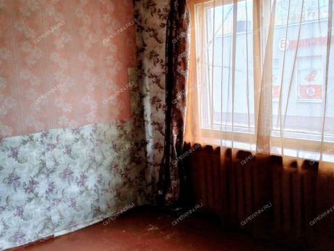 4-komnatnaya-prosp-busygina-d-36 фото