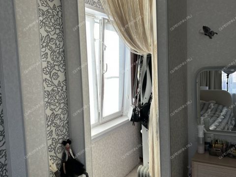 3-komnatnaya-ul-burevestnika-d-16 фото