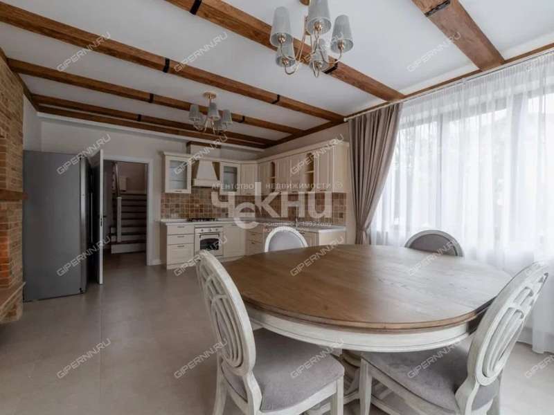 дом на Яблоневая ДП Земляникино