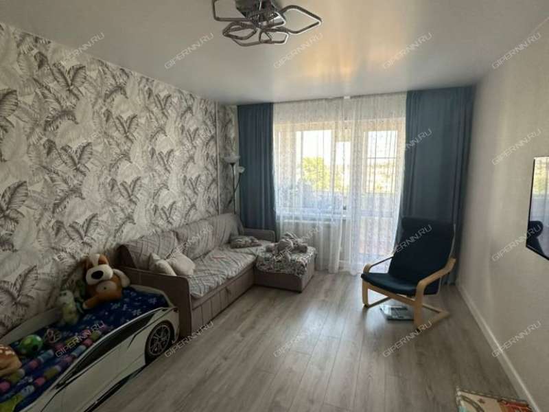 трёхкомнатная квартира на проспекте Ильича дом 38