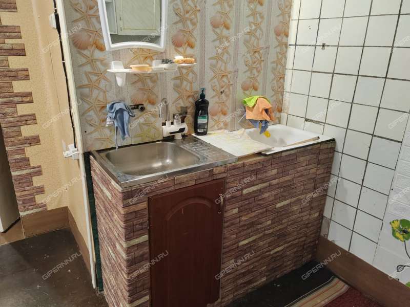 комната в доме 27 на улице Паскаля