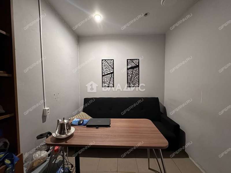 здание под офис, торговую площадь на Большей Печёрской улице