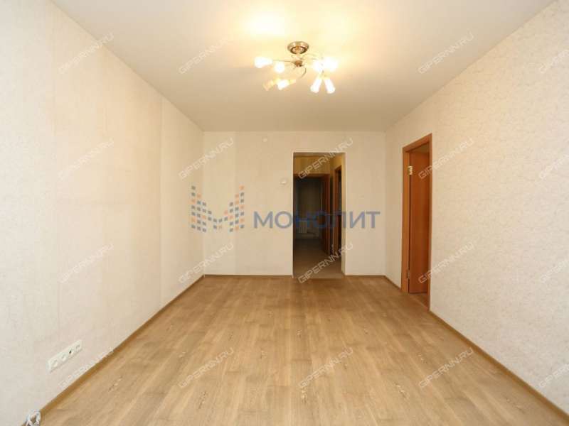 трёхкомнатная квартира на улице Бурденко дом 18