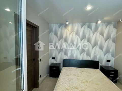 3-komnatnaya-ul-kovalihinskaya-d-72 фото