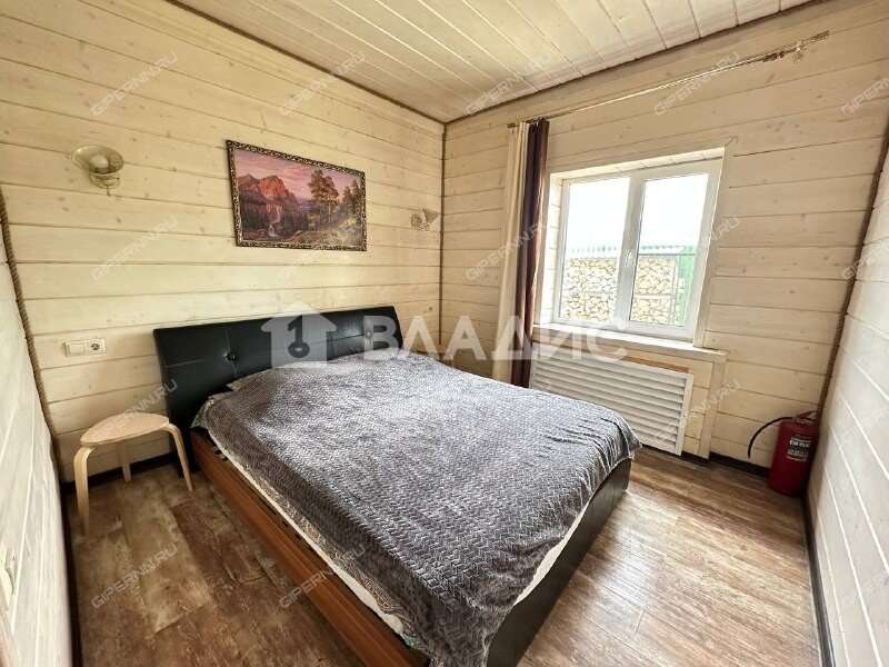 дом на Школьной улице