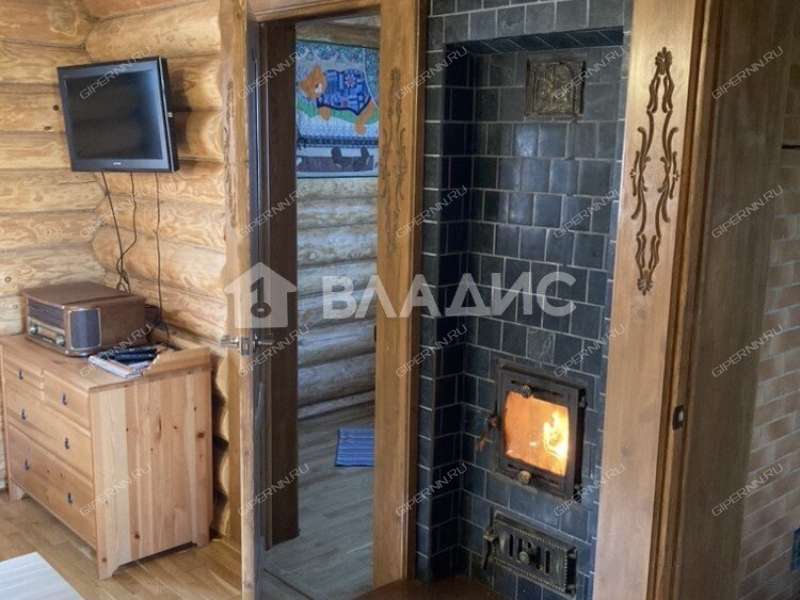 дом на 13 деревня Ройка