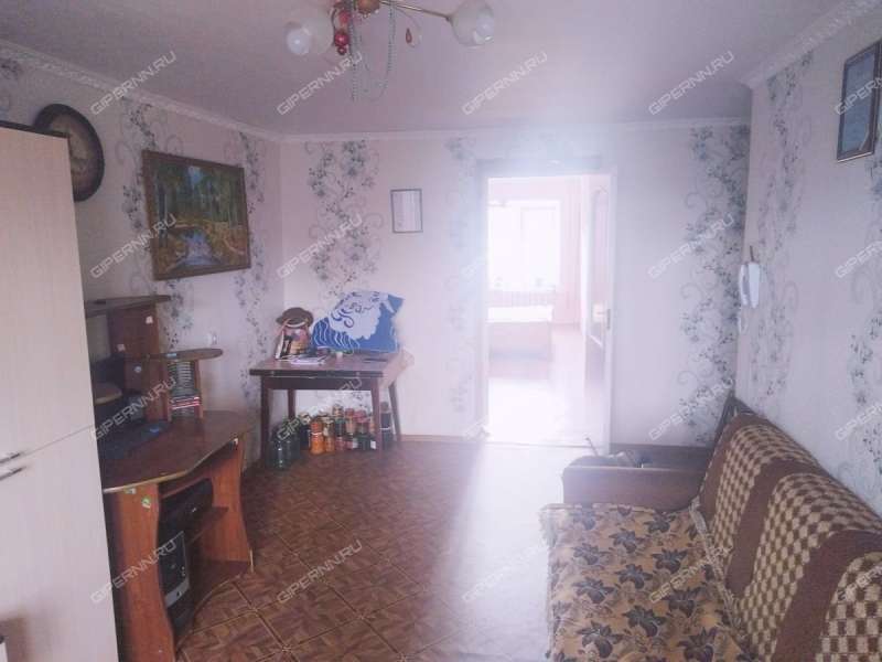 трёхкомнатная квартира на улице Островского дом 71 город Выкса