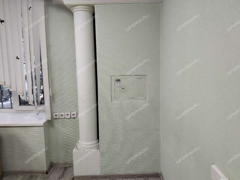 помещение под торговую площадь на Максима Горького ул., д.52