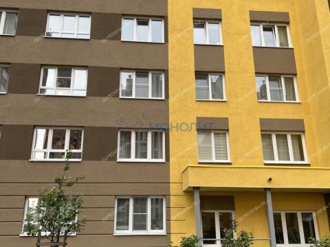 4-komnatnaya-ul-romantikov-d-15 фото