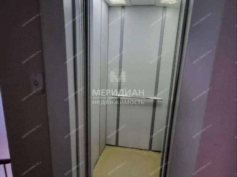 комната в доме 231 на Московском шоссе