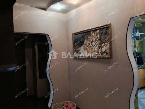 3-komnatnaya-ul-rodionova-d-39 фото