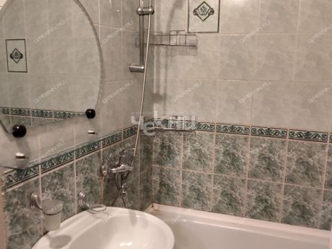 2-komnatnaya-ul-sergeya-esenina-d-5 фото