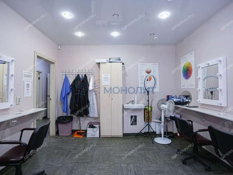 помещение под помещение свободного назначения на Дальней улице