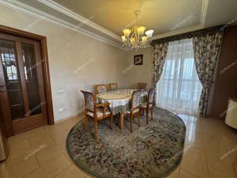 5-komnatnaya-ul-nizhegorodskaya-d-11v фото