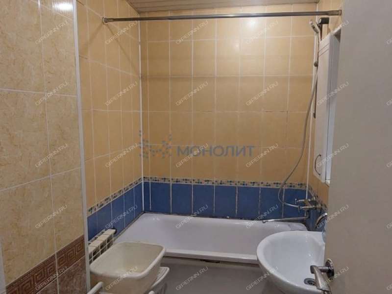 трёхкомнатная квартира на улице Литвинова дом 40