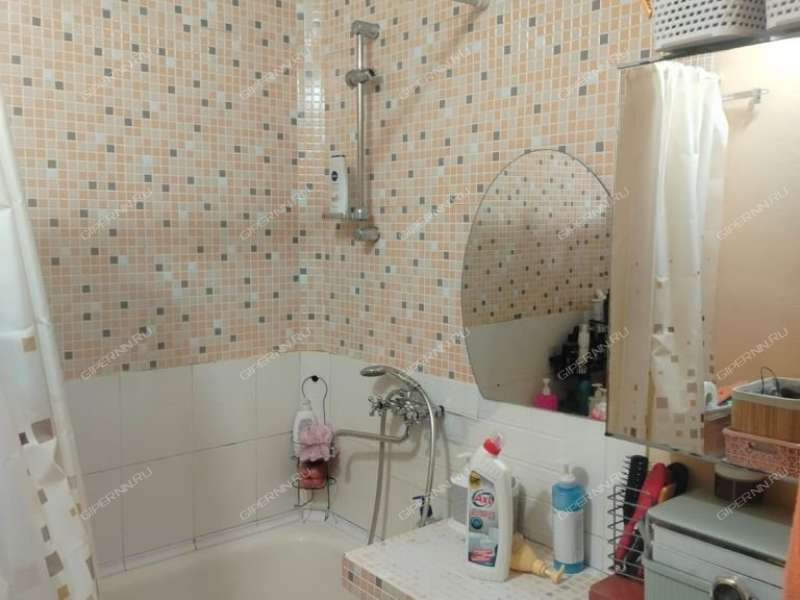 однокомнатная квартира на улице Красных Зорь дом 3