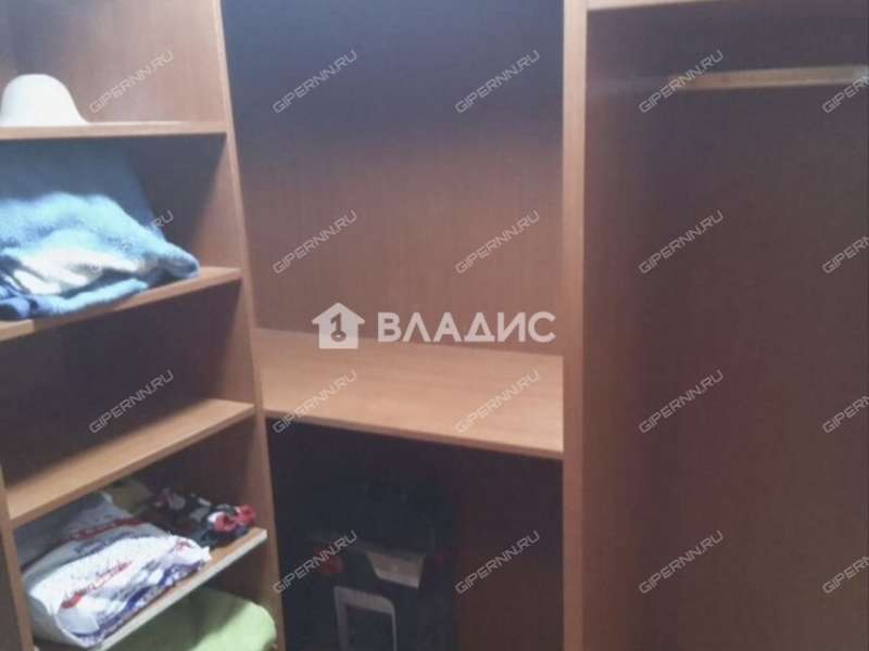 четырёхкомнатная квартира на улице Островского дом 2