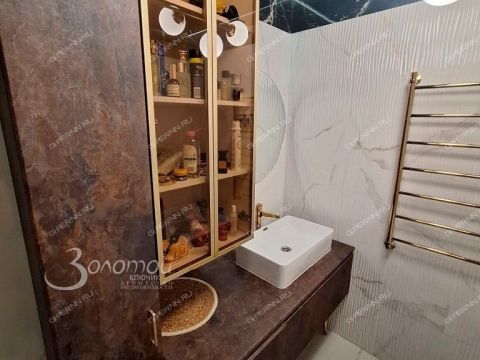 4-komnatnaya-prosp-lenina-d-30-k5 фото