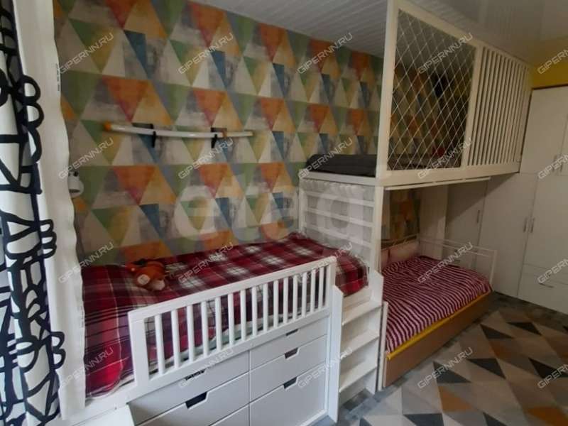 двухкомнатная квартира на проспекте Гагарина дом 106