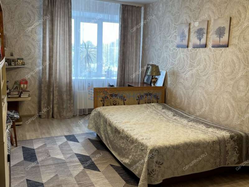 трёхкомнатная квартира на улице Максима Горького дом 148