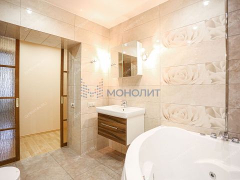 4-komnatnaya-ul-maksima-gorkogo-d-113-30 фото