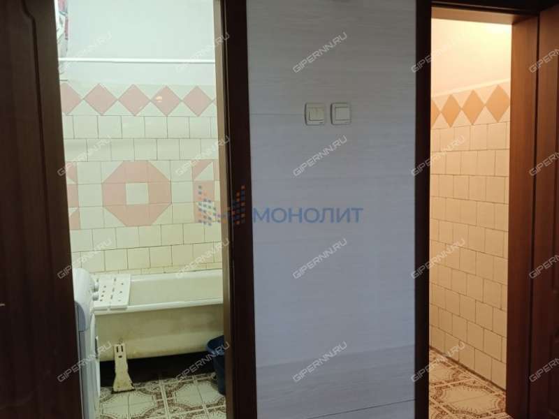 трёхкомнатная квартира на улице Строкина дом 10
