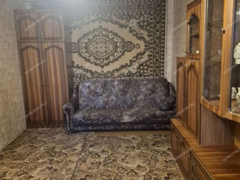 2-komnatnaya-ul-strokina-d-5 фото