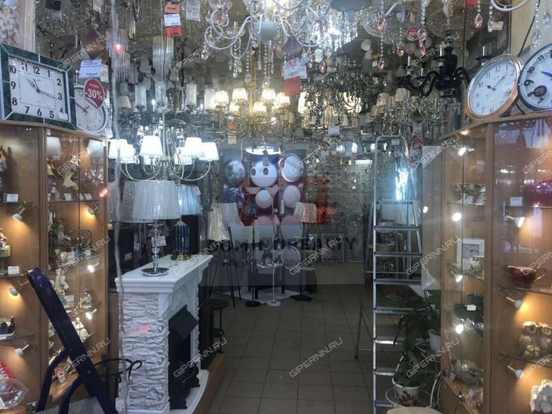 помещение под коммерческую недвижимость на улице Веденяпина