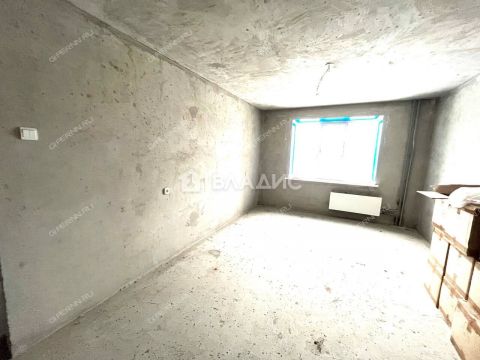 4-komnatnaya-ul-fedoseenko-d-4 фото