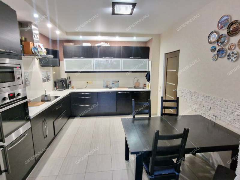 трёхкомнатная квартира на Полевой улице дом 8 город Кстово