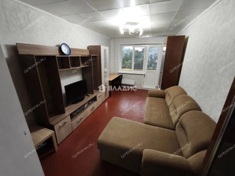2-komnatnaya-ul-sergeya-esenina-d-31 фото