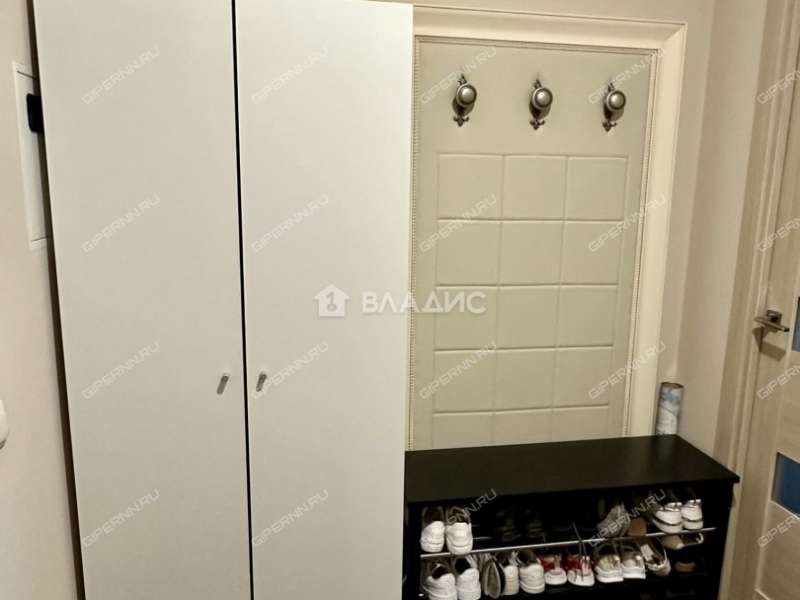 однокомнатная квартира на Республиканской улице дом 43 к6