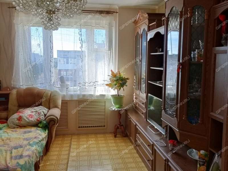 трёхкомнатная квартира на Волжской улице дом 40 к2