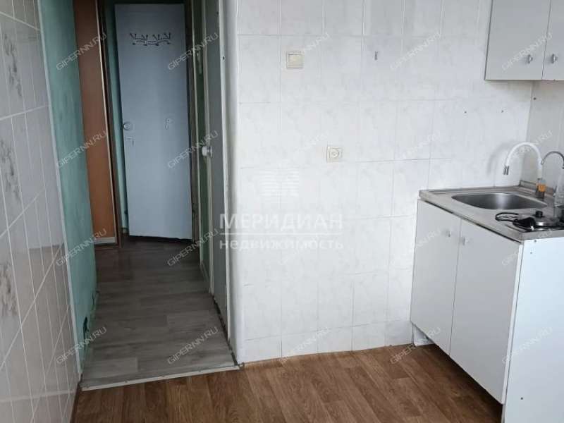 трёхкомнатная квартира на Эпроновской улице дом 10