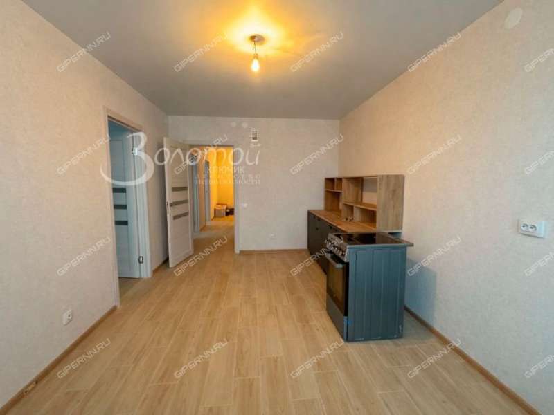 трёхкомнатная квартира на проспекте Героев Донбасса дом 12