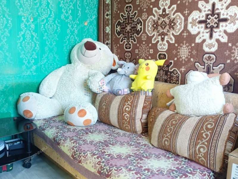 трёхкомнатная квартира на улице Маршала Голованова дом 39