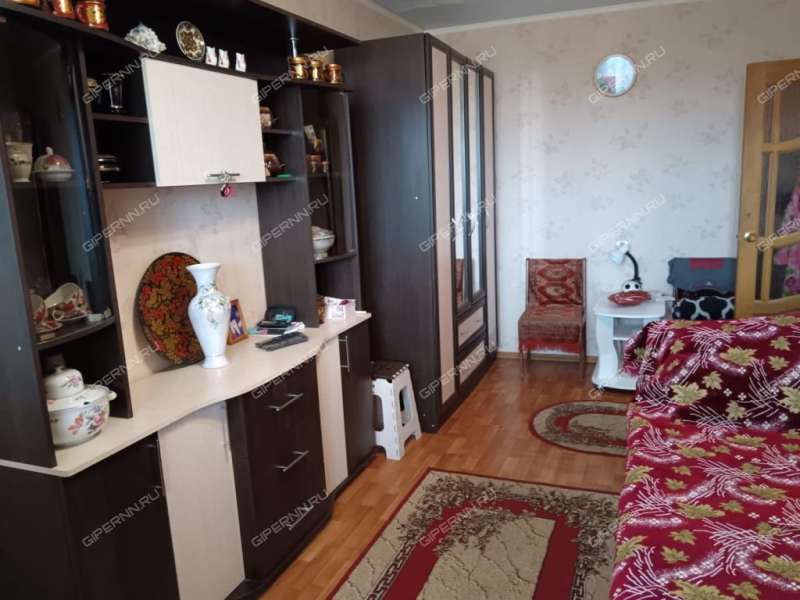 однокомнатная квартира на улице Юлиуса Фучика дом 10 к2